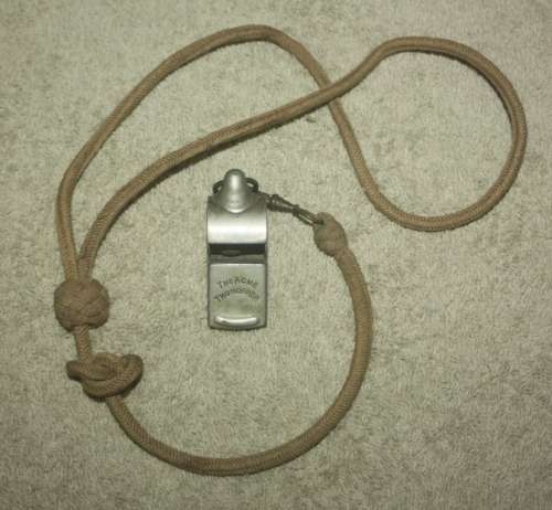 THE ACME THUNDERER MILITARY WHISTLE WITH LANYARD STAMPED 1940 SEE PHOTOS MADE BY J HUDSON & CO BIRMI