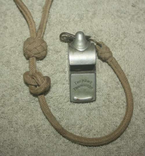 THE ACME THUNDERER MILITARY WHISTLE WITH LANYARD STAMPED 1940 SEE PHOTOS MADE BY J HUDSON & CO BIRMI