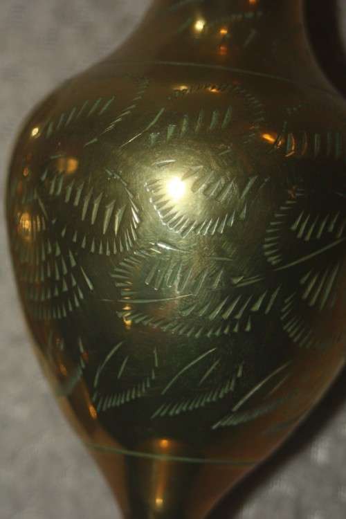 BEAUTIFUL TRIO OF BRASS VASES WITH FLUTED EDGE TAKE A LOOK