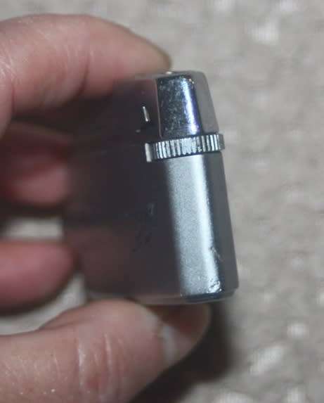 SAA RONSON LIGHTER WITH FLYING SPRINGBOK EMBLEM ON SIDE VINTAGE NICE COLLECTABLE