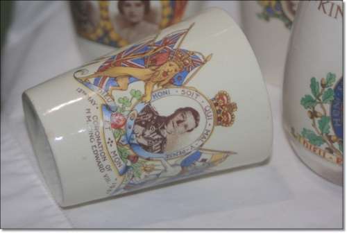JOBLOT OF 8 ROYAL COMMEMORATIVE WARE CUPS VARIOUS YEARS AND MONARCHS  LOOK AT ALL PHOTOS