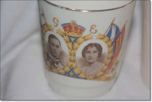 JOBLOT OF 8 ROYAL COMMEMORATIVE WARE CUPS VARIOUS YEARS AND MONARCHS  LOOK AT ALL PHOTOS