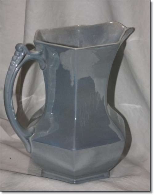 Beautiful Mayling England lustre glaze jug large