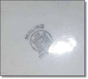 Beautiful Mayling England lustre glaze jug large