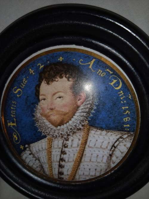 AG Hackney and co ltd. English porcelain staffordshire framed lid unusual take a look