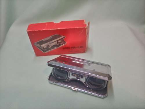 Folding opera glasses made in Japan vintage 1960s 25 x magnification
