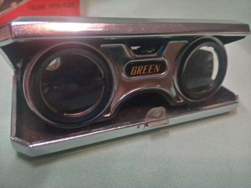 Folding opera glasses made in Japan vintage 1960s 25 x magnification