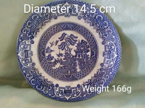 Old Willow pattern ironstone saucer