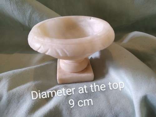 Sweet alabaster bird bath ornament