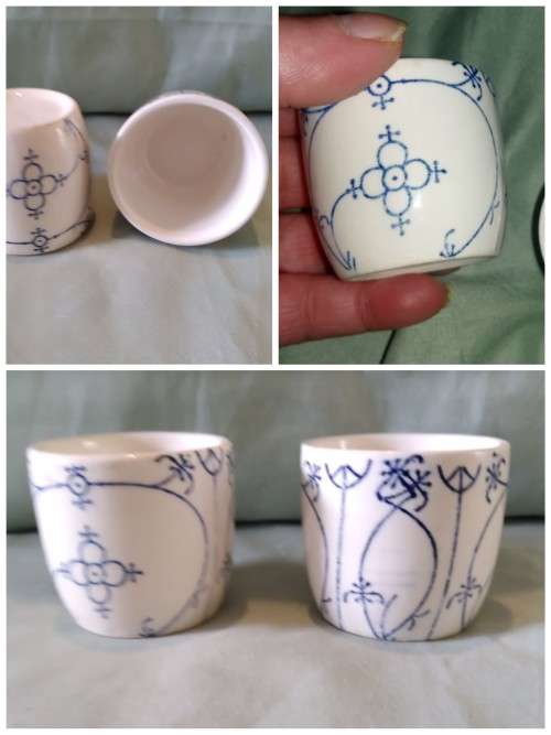 Pair of blue and white straw pattern Polish egg cups attributed toJaworzyna Slaska (Konigszelt)