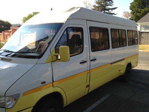 MERCEDES BENZ SPRINTER BUS 1998 MODEL NO RESERVES