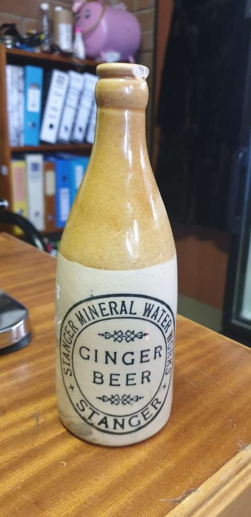 STANGER MINERAL WATER WORKS GINGER BEER BOTTLE VERY SCARCE
