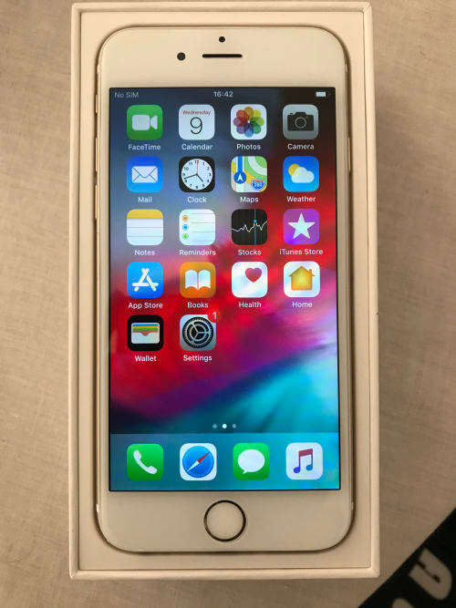 Iphone 6 64GB Rose Gold Immaculate Condition