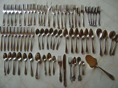 LARGE COLLECTION OF SILVER PLATED CAKE FORKS AND TEA SPOONS (70 PIECES) SOLD TOGETHER AS ON LOT!!!