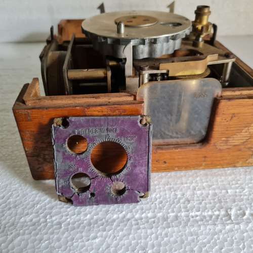 VINTAGE  PIGEON RACING CLOCK TIMER