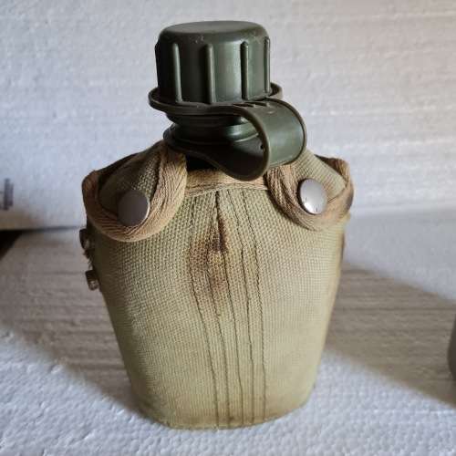 Old SANDF water bottle and tankard