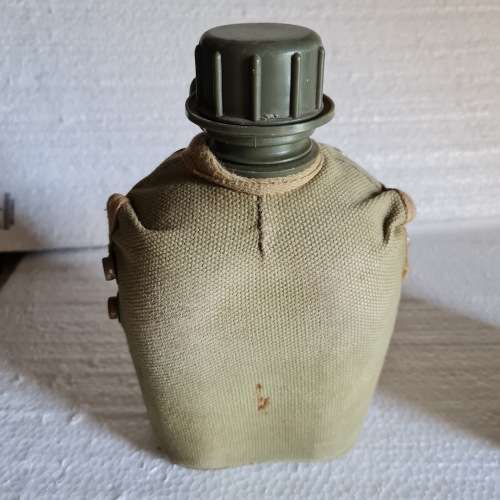 Old SANDF water bottle and tankard