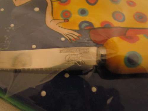 Miss T Bag cheese plate and knife! by Living Art