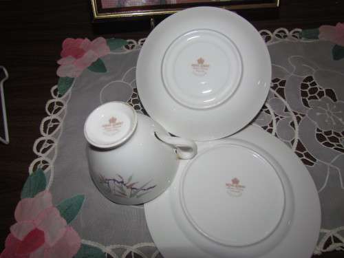 Wow have you seen one? Royal Albert Shalimar Trio!!.
