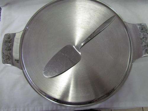 A  1960 - 1970 STAINLESS STEEL CAKE PLATE AND A CAKE LIFTER!!!