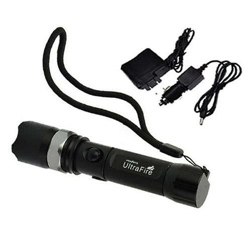 800 LUMENS CREE TORCH WITH 12V AND 220V CHARGER+ PLUS BATTERY