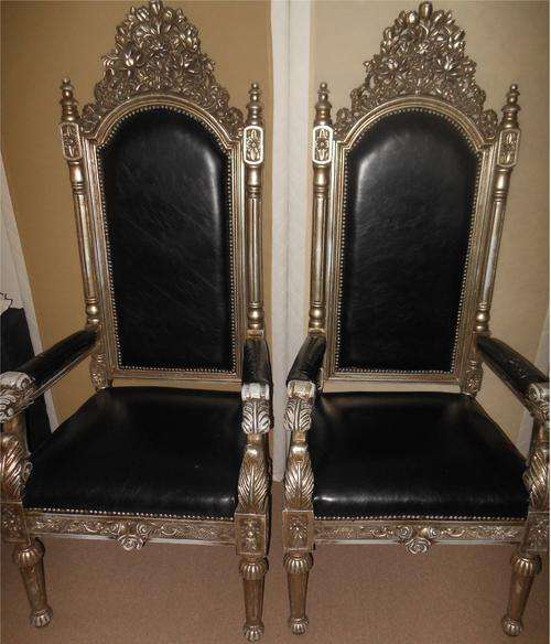 2 King chairs