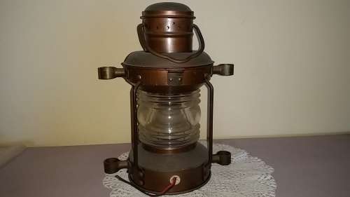 electric Anchor ships light