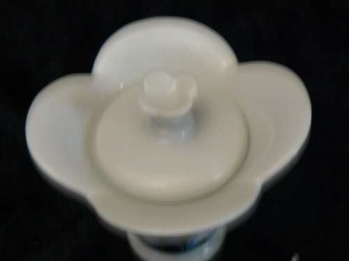 ELIZABETH ARDEN LOVELY!!!