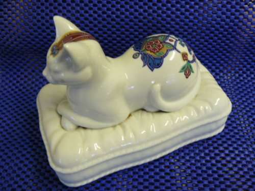 ELIZABETH ARDEN LARGE TRINKET CAT BYZANTION A SHOW OFF PIECE !@!