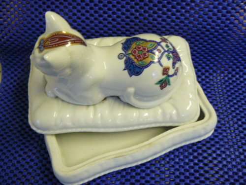 ELIZABETH ARDEN LARGE TRINKET CAT BYZANTION A SHOW OFF PIECE !@!