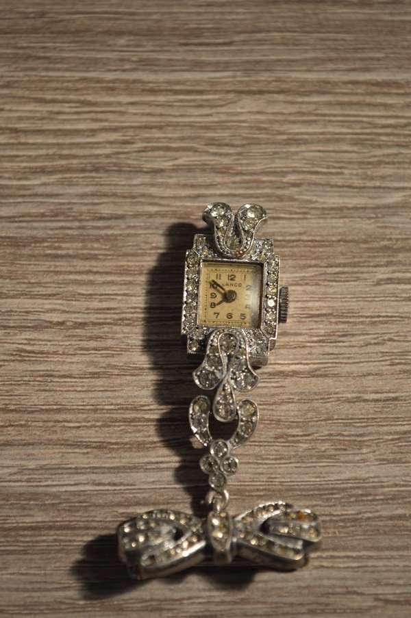 Beautifull ladies marcasite  Lapel watch