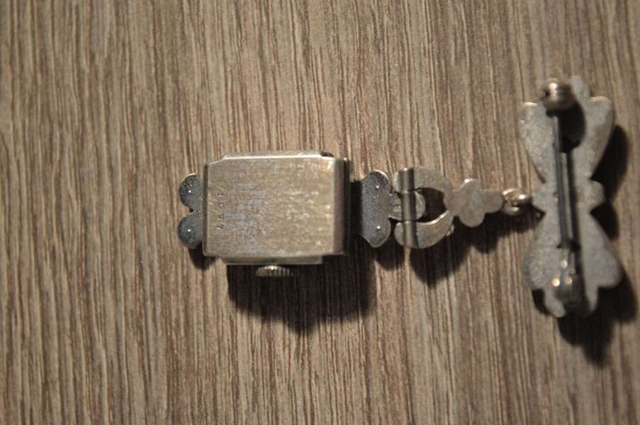 Beautifull ladies marcasite  Lapel watch