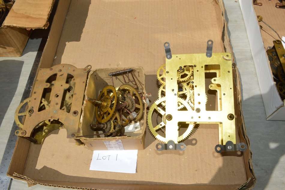 Clock movement lot1 spares