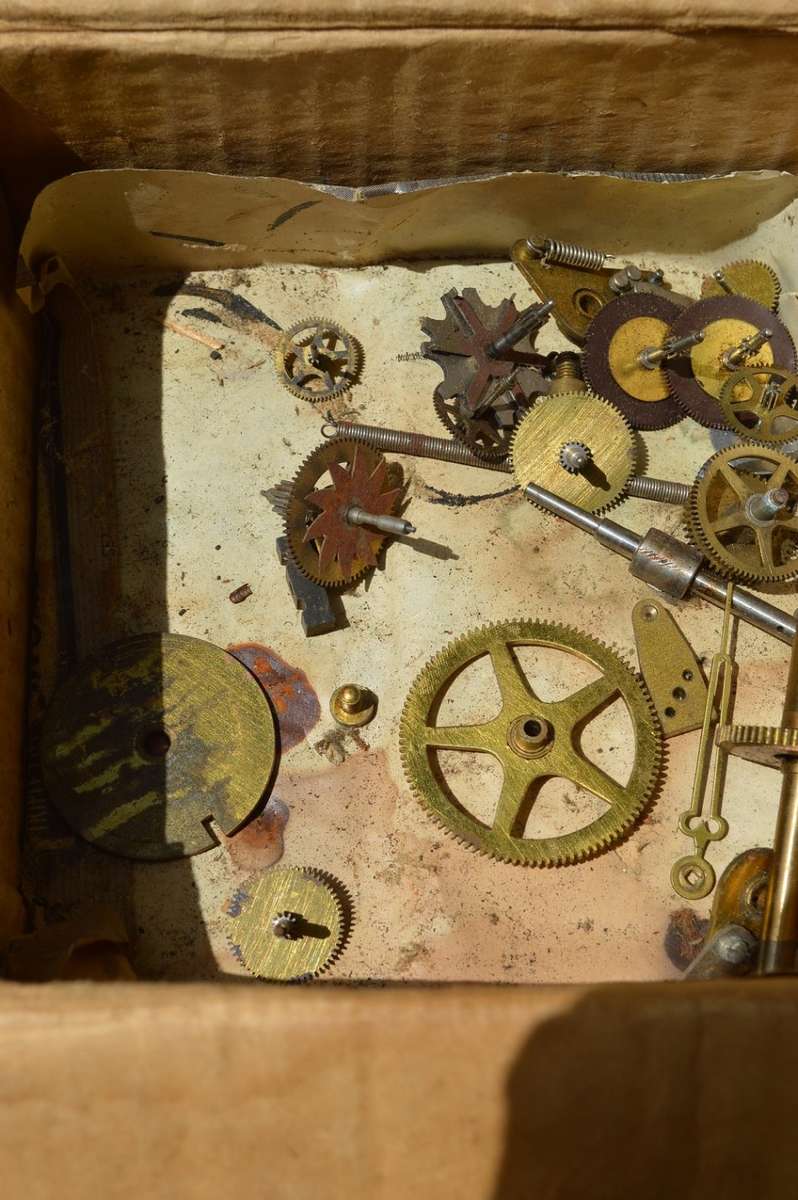 Clock movement lot2 spares
