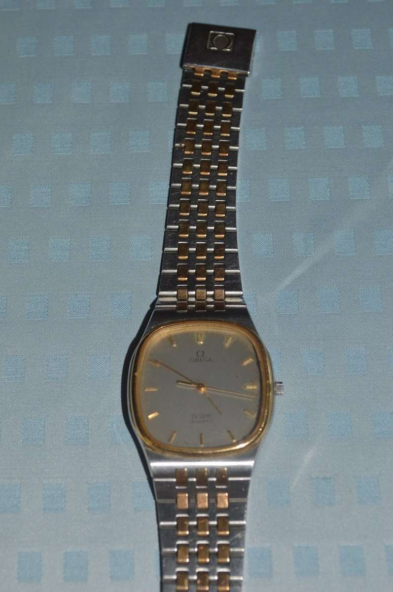 VINTAGE OMEGA DE VILLE CAL.1338 MENS QUARTZ WATCH