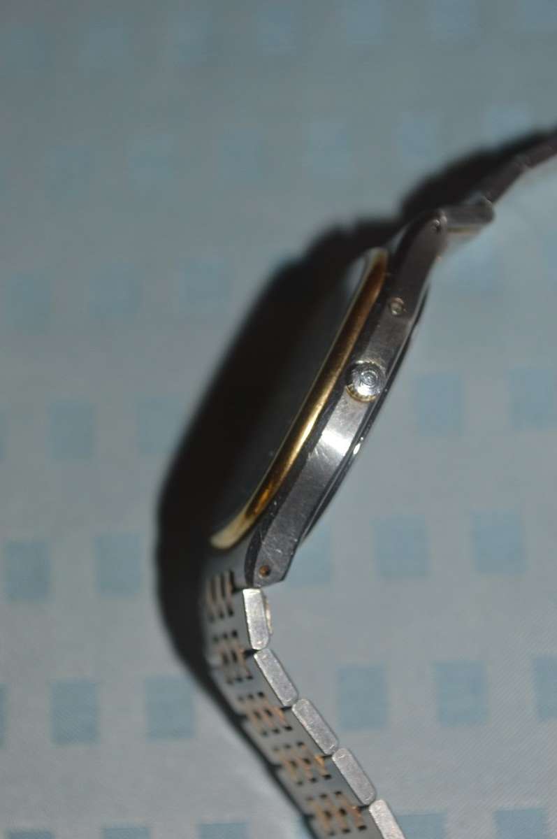 VINTAGE OMEGA DE VILLE CAL.1338 MENS QUARTZ WATCH