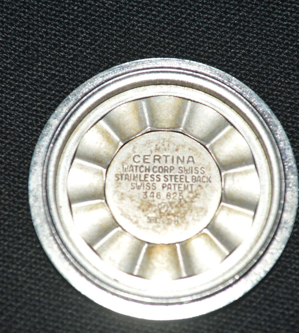 Lovely Certina Automatic DS-2 mens watch Turtle rear cover. Day&Date