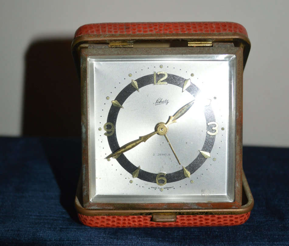 Vintage Schatz traveling alarm clock working
