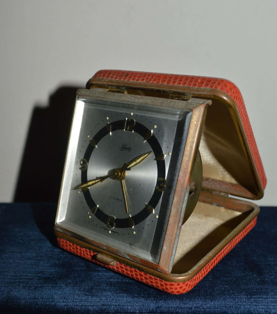 Vintage Schatz traveling alarm clock working