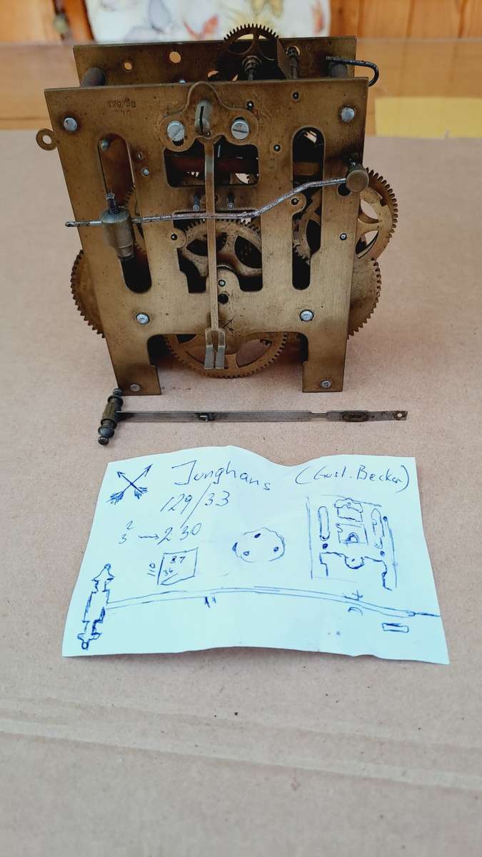 Clock movement no 6 Junghans 129/33