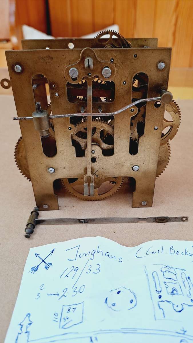 Clock movement no 6 Junghans 129/33