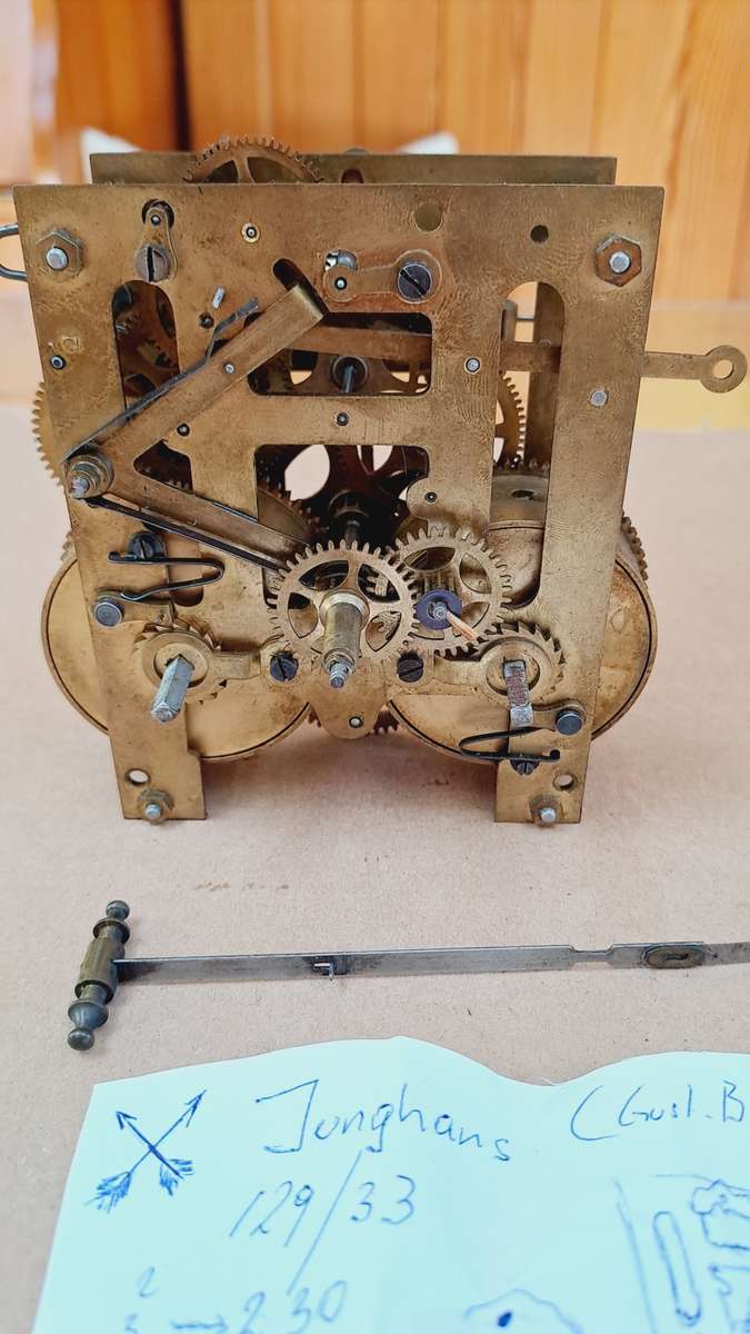 Clock movement no 6 Junghans 129/33