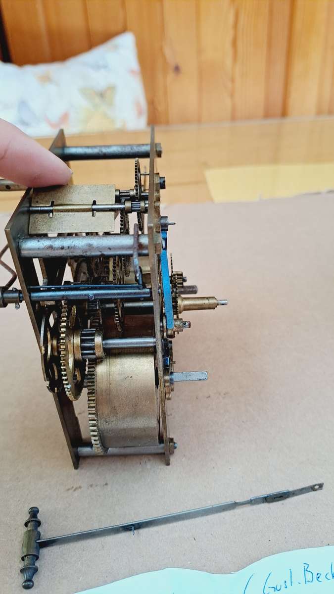 Clock movement no 6 Junghans 129/33