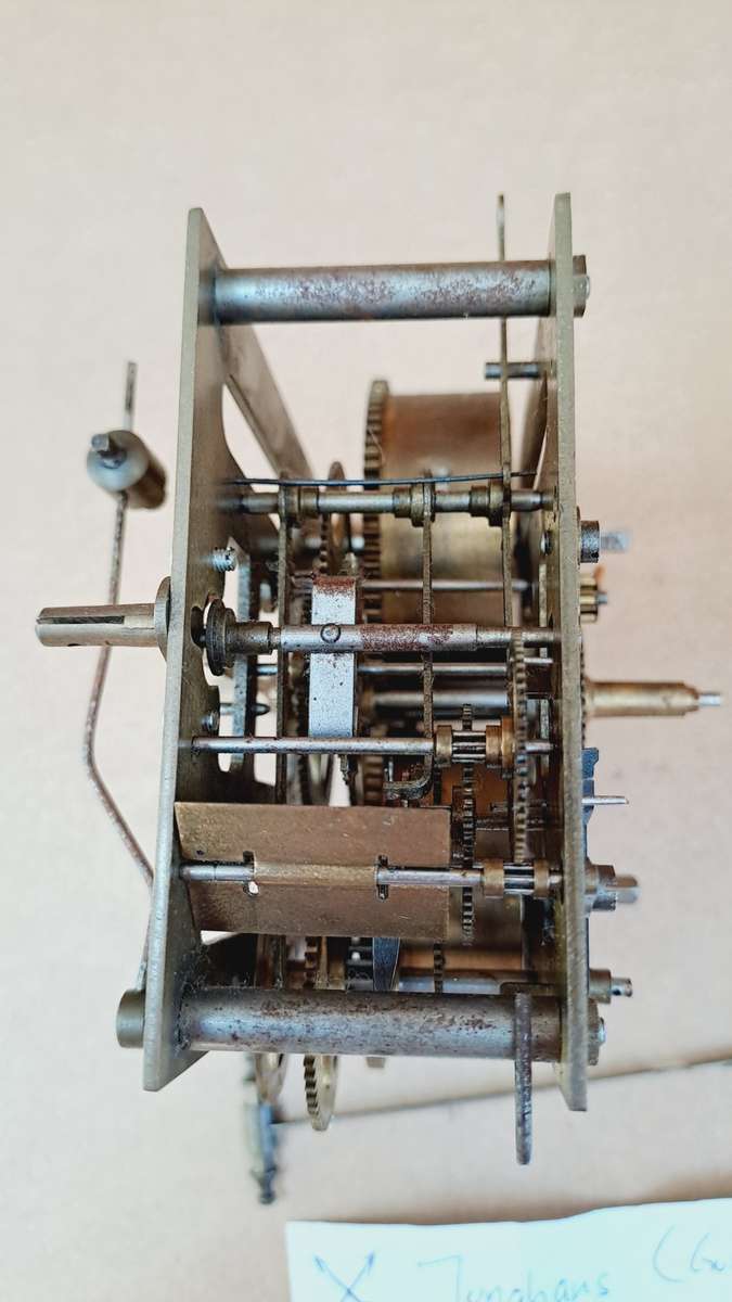 Clock movement no 6 Junghans 129/33