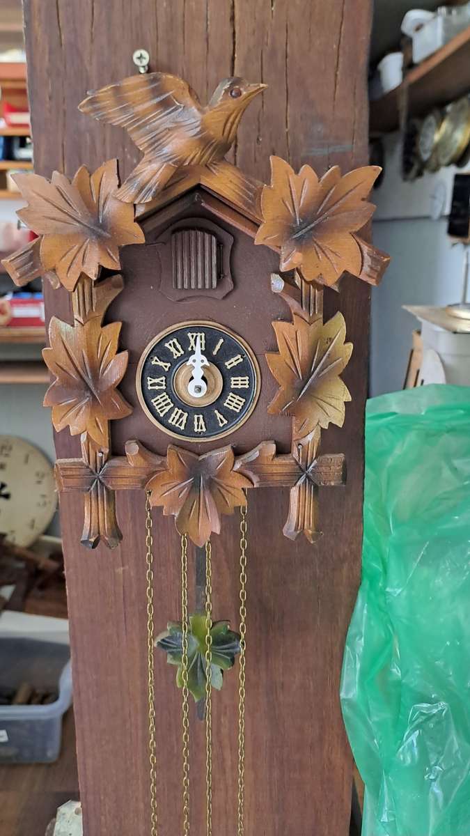 Cuckoo clock working no 7