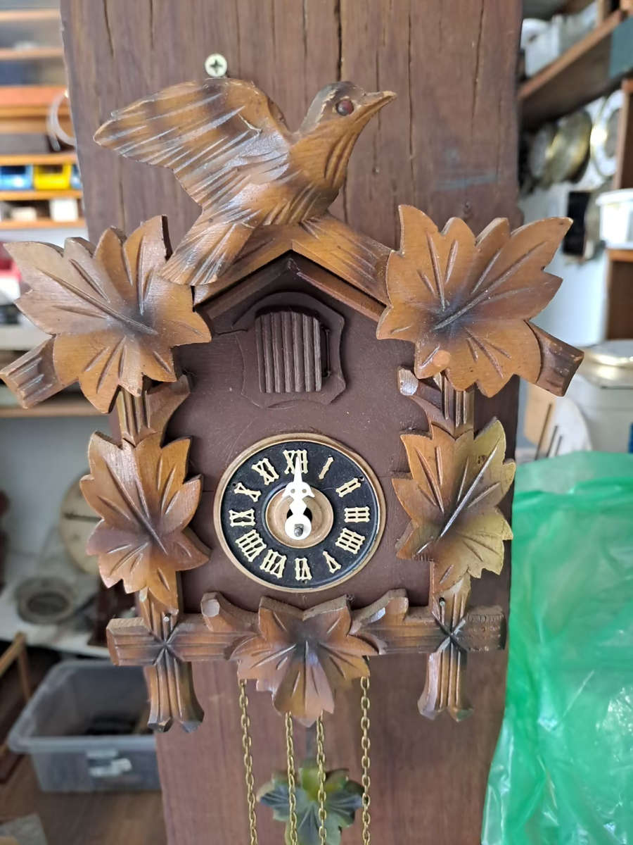 Cuckoo clock working no 7