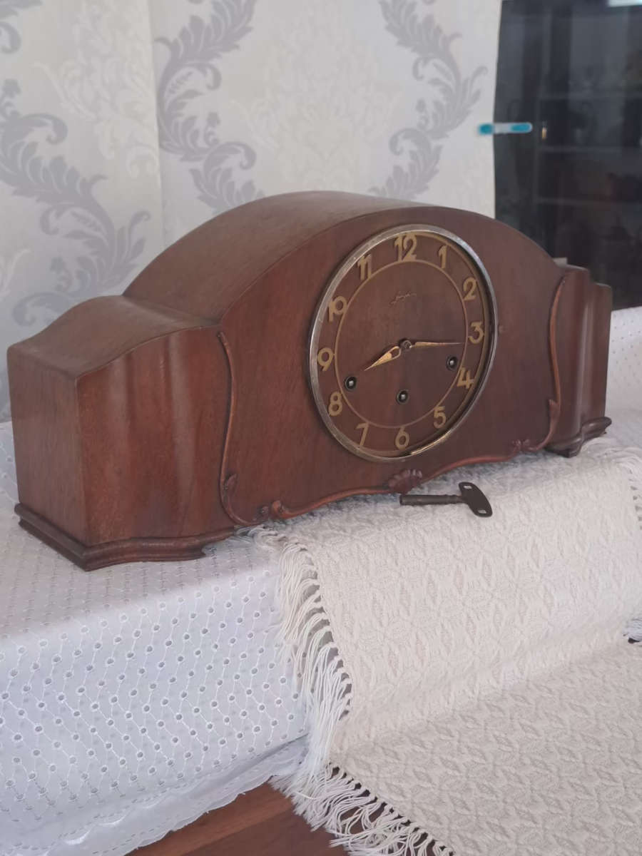 Junghans mantle clock working W64 48 2 but please read