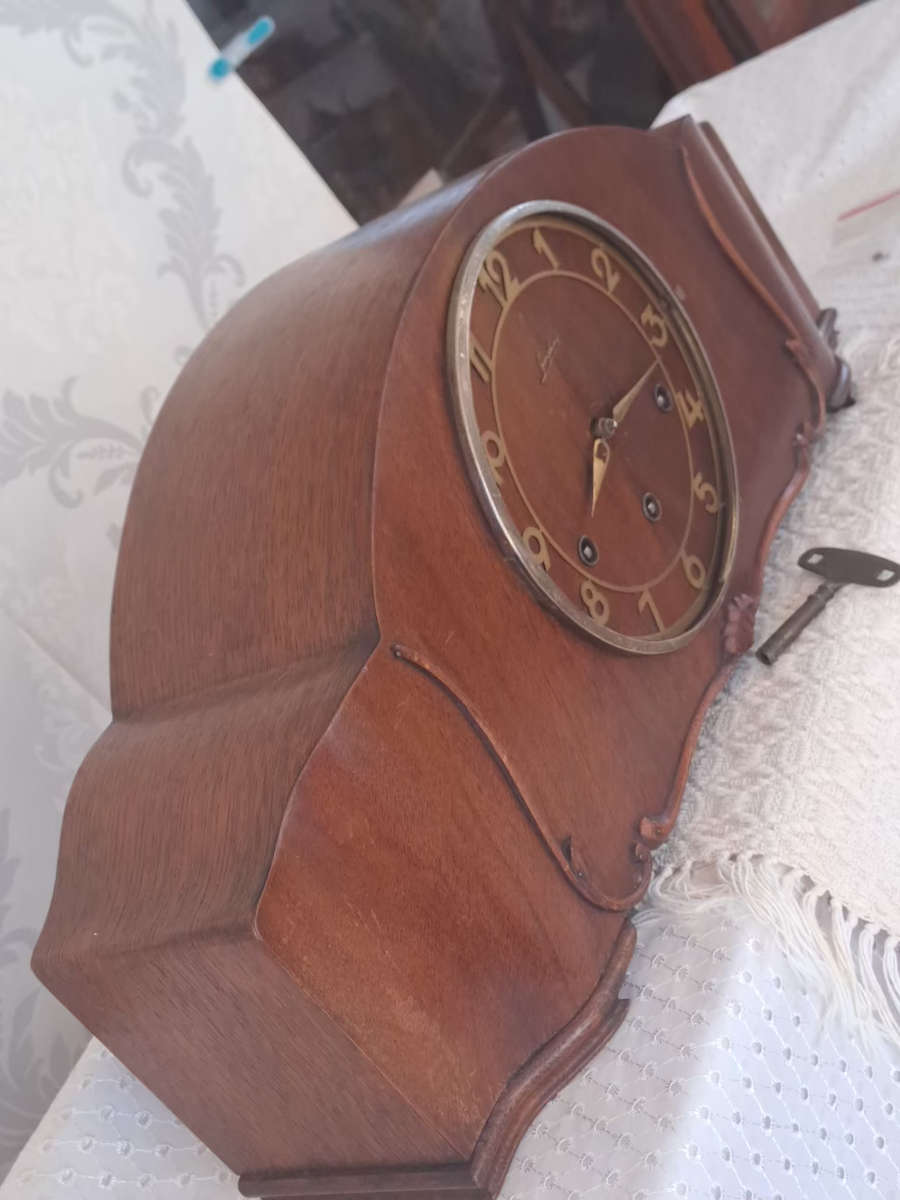Junghans mantle clock working W64 48 2 but please read