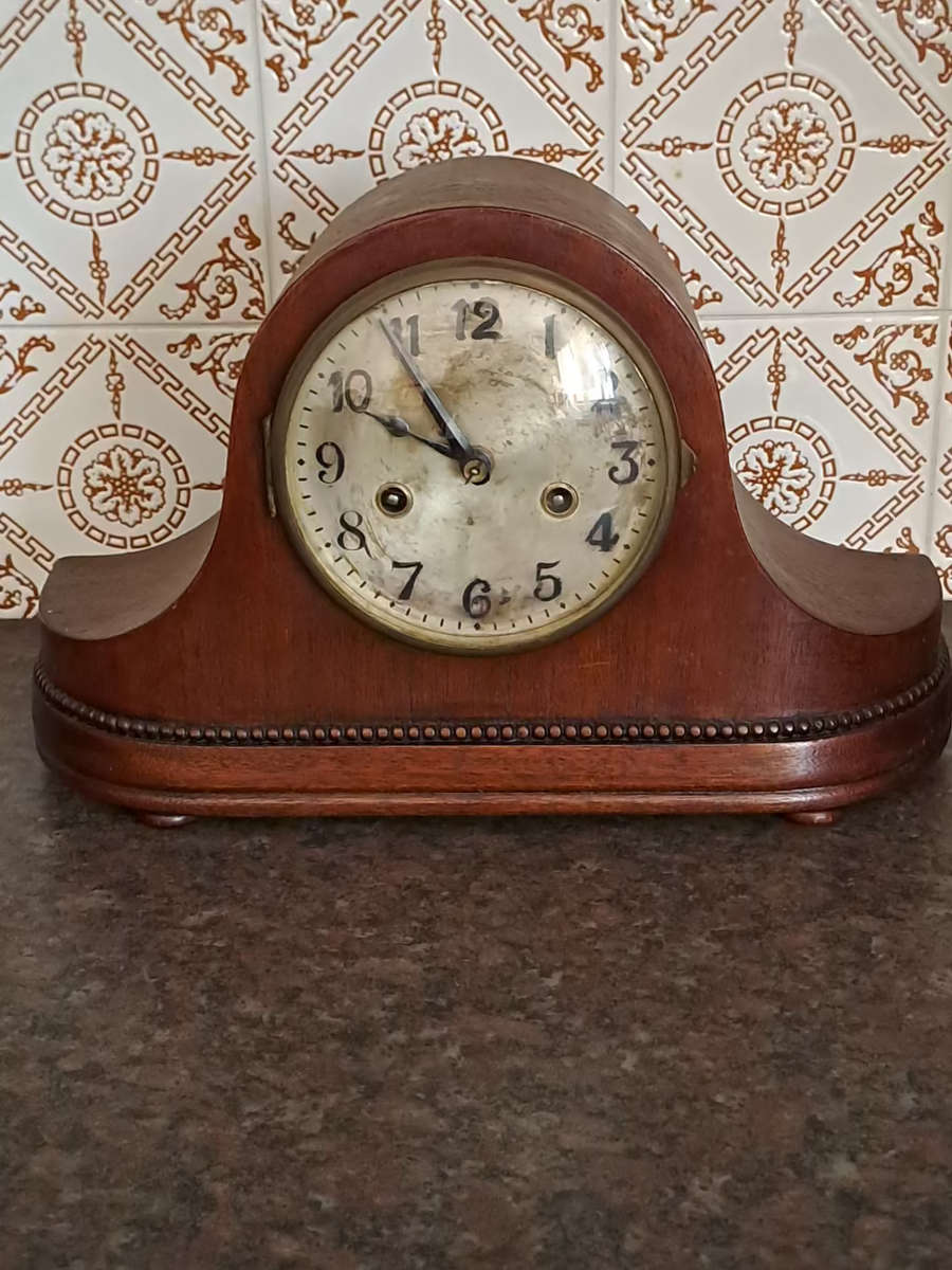 Nice vintage Mantle clock working