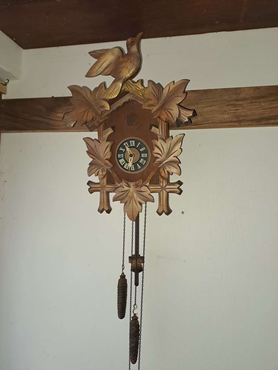 Anton Schneider & sons Germany cuckoo clock working